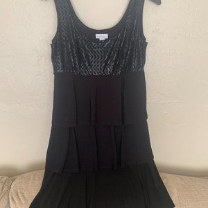 FASHION BUG  3-TIER BLK SLEEVELESS DRESS SZ M